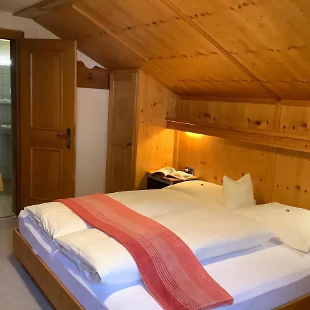 Anja's Schoenblick - Pensión 4*