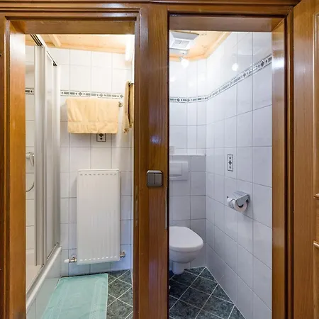 게스트하우스 Anja's Schoenblick - 4*